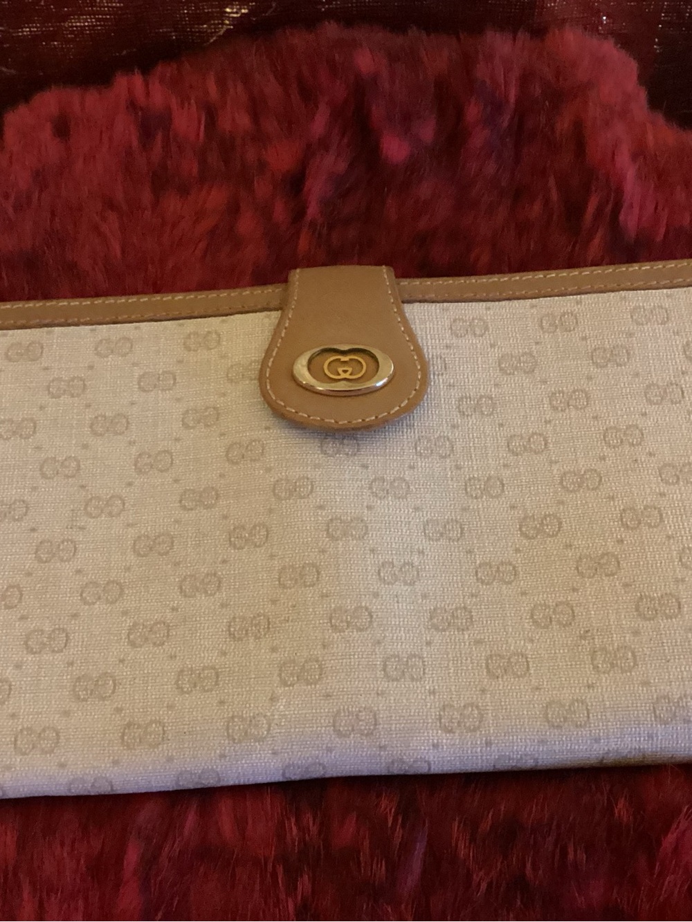 Gucci Beige Canvas continental wallet with Tan Leather Trim and Gold Hardware - Picture 10 of 10